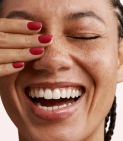 Pink Gellac - Moulin Red - Gellak - Vegan - Rood - Glanzend - 15ml -Maquillage Cosmetics 1050x1200 80