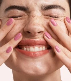 Pink Gellac - Vintage Rose - Gellak - Vegan - Roze - Glanzend - 15ml 8 Pink Gellac - Vintage Rose - Gellak - Vegan - Roze - Glanzend - 15ml -Maquillage Cosmetics 1050x1200 83