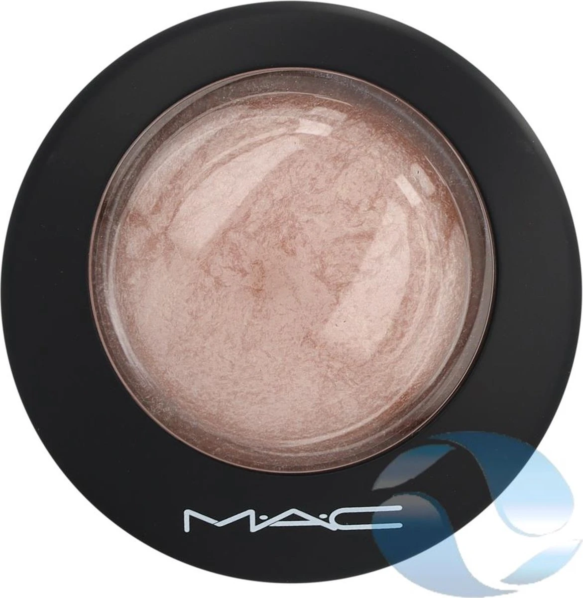 MAC Cosmetics Mineralize Skinfinish Highlighter Poeder - Soft & Gentle 8 MAC Cosmetics Mineralize Skinfinish Highlighter Poeder - Soft & Gentle – Image 6