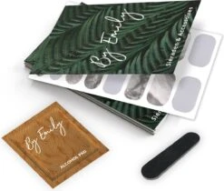 By Emily - Nagel Wrap - White Marble | 16 Stickers | Nail Wrap | Nail Art | Trendy | Design | Nagellakvrij | Eenvoudig | Nagel Wrap | Nagel Stickers | Folie | Zelfklevend | Sjablonen -Maquillage Cosmetics 1200x1020 6