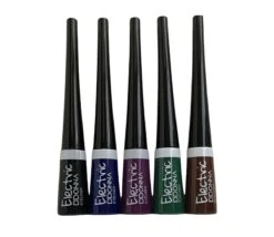 D'Donna - Vloeibare Eyeliner - Groen - Waterproof - Matte - 1 Flacon Met 3 Gram Inhoud - Nummer 4 7 D'Donna - Vloeibare Eyeliner - Groen - Waterproof - Matte - 1 Flacon Met 3 Gram Inhoud - Nummer 4 -Maquillage Cosmetics 1200x1040 3