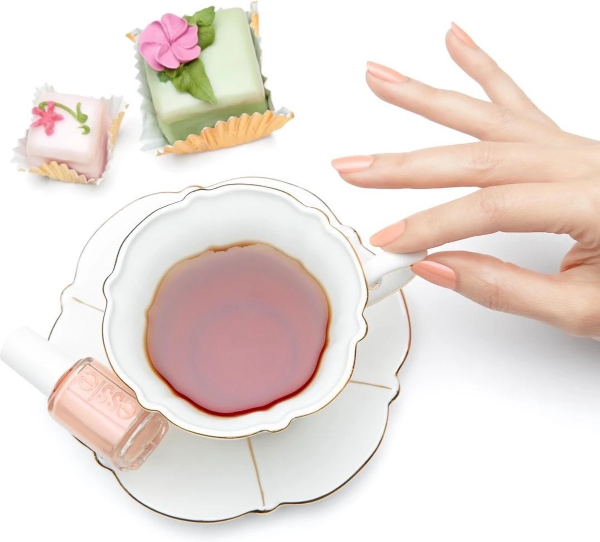 Essie Lentecollectie 616 Pinkies Out Nagellak - Koraal - 13,5 Ml 7 Essie Lentecollectie 616 Pinkies Out Nagellak - Koraal - 13,5 Ml – Image 5