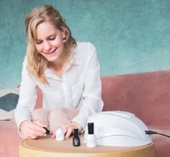 Miss Jules - Complete Gellak Starterspakket - Kleur Nude Roze Glitter - Glanzend & Dekkend Resultaat - Inclusief UV/LED Lamp & Instructievideo (NL) -Maquillage Cosmetics 1200x1110 11