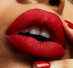 MAC RETRO MATTE LIQUID LIPSTICK - FEELS SO GRAND -Maquillage Cosmetics 1200x1125 20