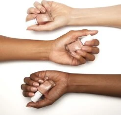 Essie Gel Couture - 30 Sew Me - Beige Nagellak - 13,5 Ml -Maquillage Cosmetics 1200x1142 23