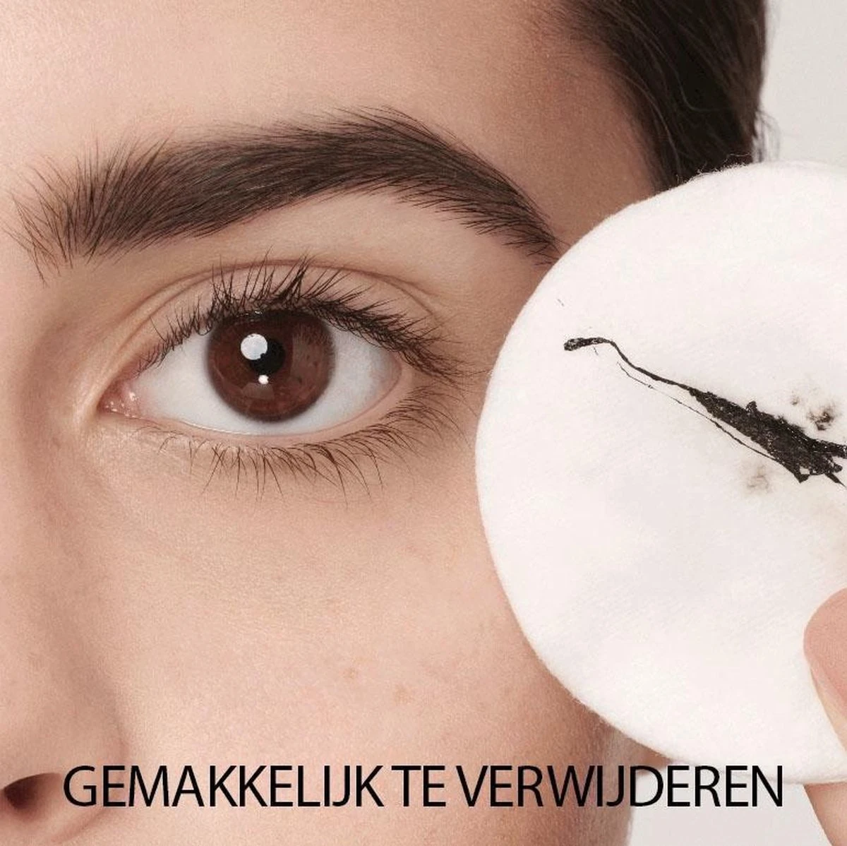 Maybelline New York Tattoo Studio Tattoo Liner - Liquid Ink - 710 Inked Black – Zwart - Ultra Langhoudende Liquid Eyeliner 19 Maybelline New York Tattoo Studio Tattoo Liner - Liquid Ink - 710 Inked Black – Zwart - Ultra Langhoudende Liquid Eyeliner – Image 17