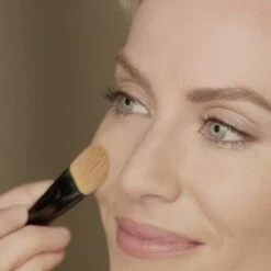 Max Factor Radiant Lift FD - 77 Golden Tan -Maquillage Cosmetics 1200x1200 103