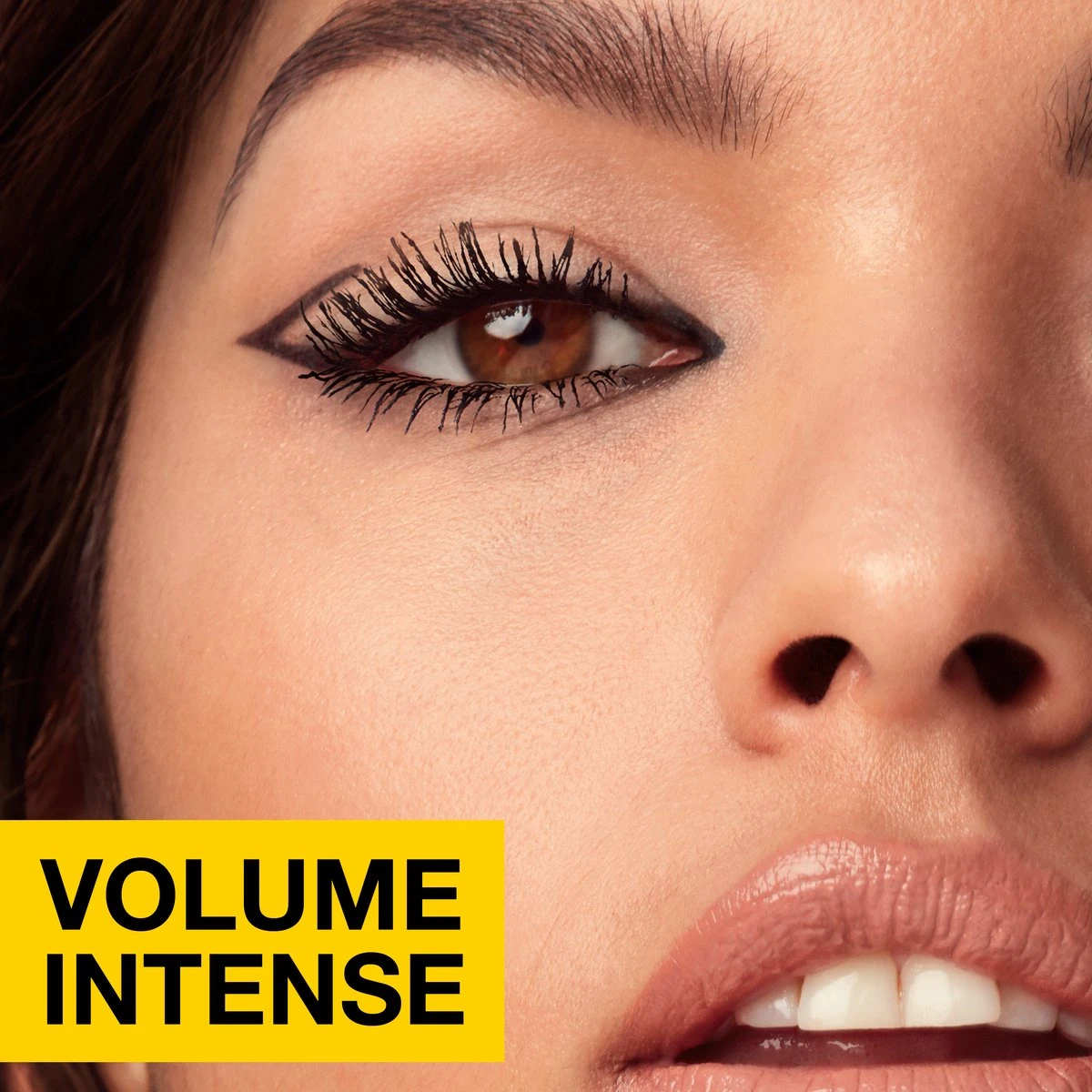 Maybelline Volum' Express Colossal Glam Black Mascara - Volume Mascara 4 Maybelline Volum' Express Colossal Glam Black Mascara - Volume Mascara – Image 2