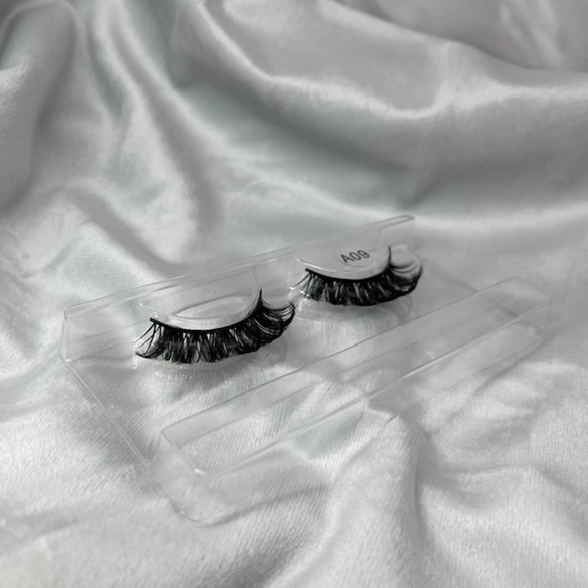 EHH BEAUTY - Lashes - Nepwimpers- Lash Exentions - Mooie Natuurlijke Wimpers - Volume Lashes - Russian Volume 3 EHH BEAUTY - Lashes - Nepwimpers- Lash Exentions - Mooie Natuurlijke Wimpers - Volume Lashes - Russian Volume