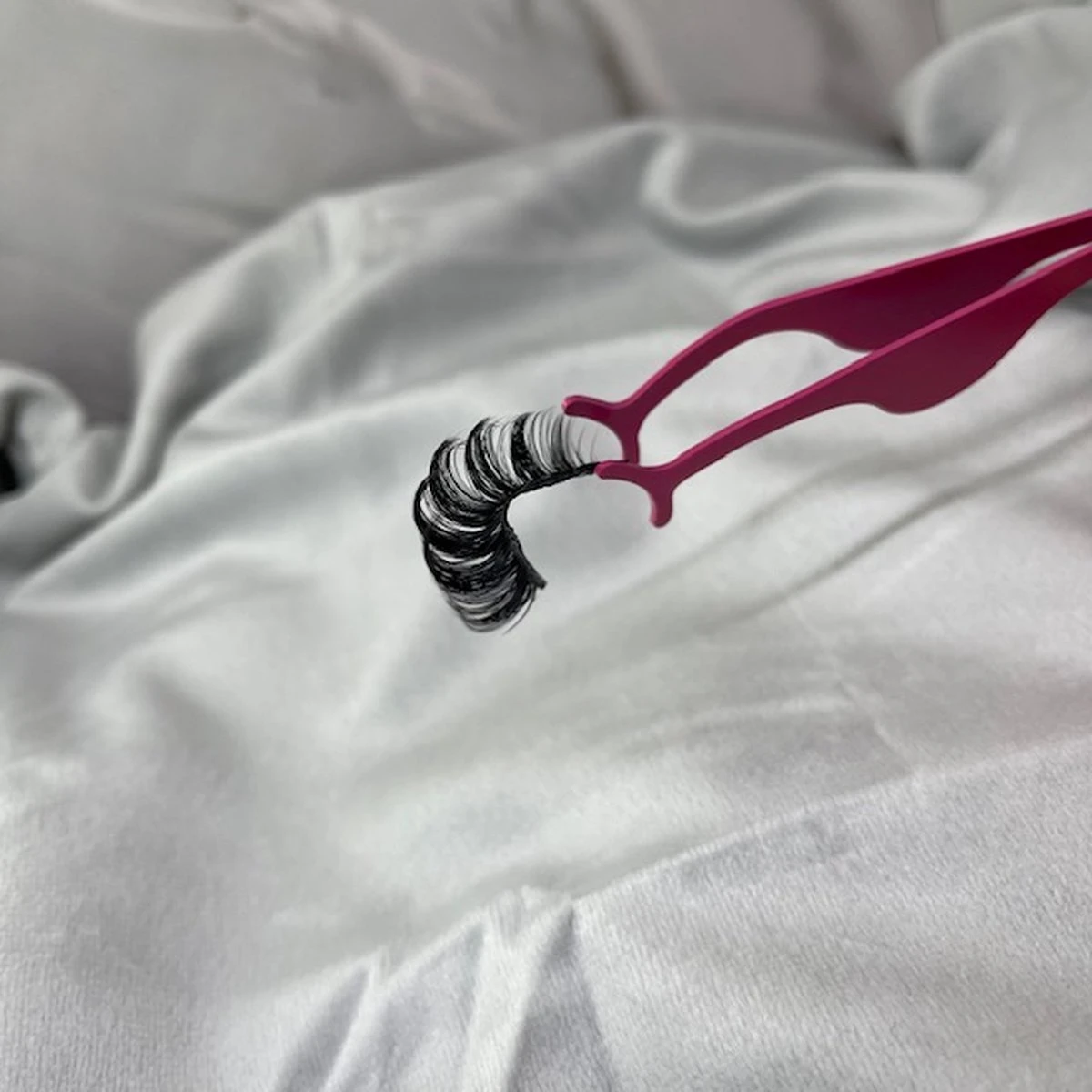 EHH BEAUTY - Lashes - Nepwimpers- Lash Exentions - Mooie Natuurlijke Wimpers - Volume Lashes - Russian Volume 6 EHH BEAUTY - Lashes - Nepwimpers- Lash Exentions - Mooie Natuurlijke Wimpers - Volume Lashes - Russian Volume – Image 4