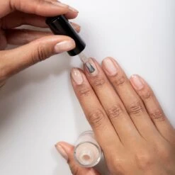 PN Selfcare - Nagel Hydratatie Healthy Glow 6ml - Naturel - Lichte Dekking - Hydraterend -Maquillage Cosmetics 1200x1200 2366