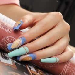 Royala C - Gellak Starterspakket + Inclusief Portable UV LED Lamp + Met 6 Verschillende Gellak Kleuren - Gellak Lamp – Gellac Set - Alle Benodigdheden In Eén -Maquillage Cosmetics 1200x1200 2731