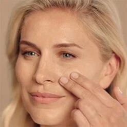 Max Factor Miracle Touch Compact Foundation - 070 Natural -Maquillage Cosmetics 1200x1200 316