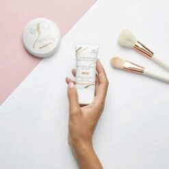 Embryolisse Secret De Maquilleurs - BB Cream 15 Embryolisse Secret De Maquilleurs - BB Cream -Maquillage Cosmetics 1200x1200 322