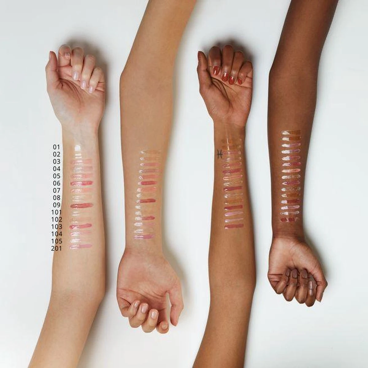 Essence Extreme Shine Volume Lipgloss 5 Ml 104 Nude Mood 6 Essence Extreme Shine Volume Lipgloss 5 Ml 104 Nude Mood – Image 4