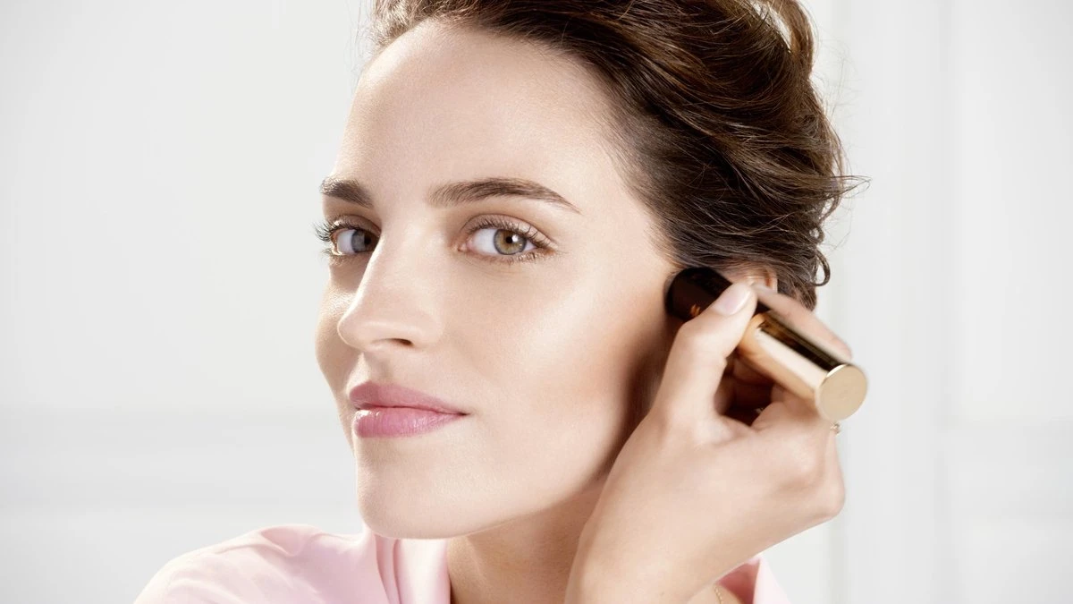 Bourjois Always Fabulous Foundation Concealer Stick - 400 Beige Rosé 8 Bourjois Always Fabulous Foundation Concealer Stick - 400 Beige Rosé – Image 6