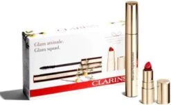 Clarins Glam Attitude Giftset - Supra Volume Mascara 01 Intense Black 8 Ml + Joli Rouge Lippenstift 742 Joli Rouge 1,5 G - Make-up Cadeauset -Maquillage Cosmetics 1200x733 6
