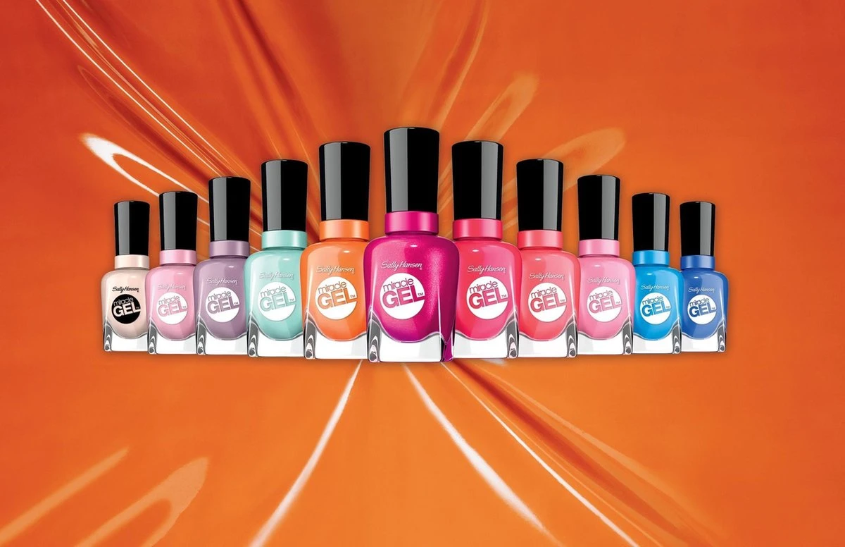 Sally Hansen Miracle Gel Nagellak - 380 Malibu Peach 4 Sally Hansen Miracle Gel Nagellak - 380 Malibu Peach – Image 2