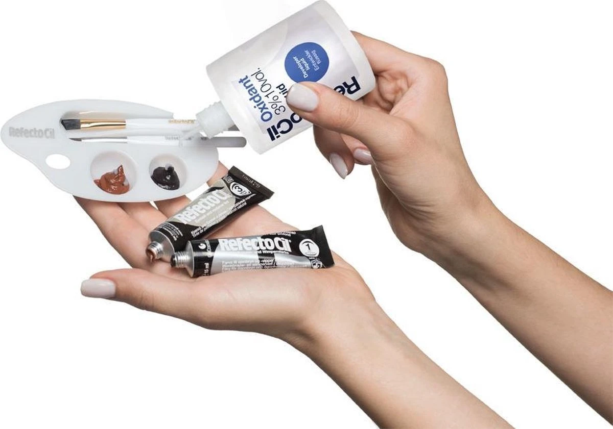 Refectocil Wenkbrauw- En Wimperverf - 15 Ml 6 Refectocil Wenkbrauw- En Wimperverf - 15 Ml – Image 4