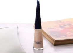 Herome Glamour Nail Whitener - Natural Nail Whitener Met Een Romige Parelmoerglans - Camoufleert Doffe Of Verkleurde Nagels - 10ml. 17 Herome Glamour Nail Whitener - Natural Nail Whitener Met Een Romige Parelmoerglans - Camoufleert Doffe Of Verkleurde Nagels - 10ml. -Maquillage Cosmetics 1200x867 3