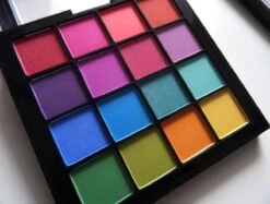 NYX Professional Makeup Ultimate Shadow Palette - Brights USP04 - Oogschaduw Palet -Maquillage Cosmetics 1200x910 8