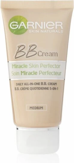 Garnier SkinActive BB Cream Classic Medium 5-in-1 Verzorging - 50 Ml -Maquillage Cosmetics 548x1200