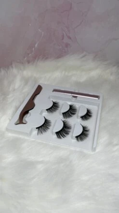 Magnetische Eyeliner En Magnetiche Wimpers - 3 Paar Nepwimpers - 3D Fake Lashes - Inclusief Pincet-natural 13 Magnetische Eyeliner En Magnetiche Wimpers - 3 Paar Nepwimpers - 3D Fake Lashes - Inclusief Pincet-natural -Maquillage Cosmetics 674x1200 4