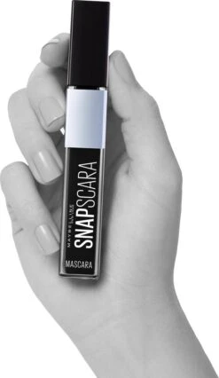 Maybelline Snapscara Mascara - HD Black - Zwart - Natuurlijk Uitziend Volume -Maquillage Cosmetics 696x1200 9