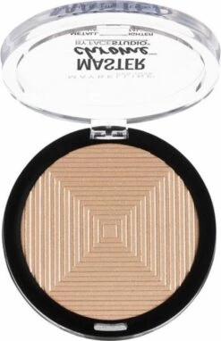 Maybelline Master Chrome Highlighter - 100 Molten Gold -Maquillage Cosmetics 775x1200 1