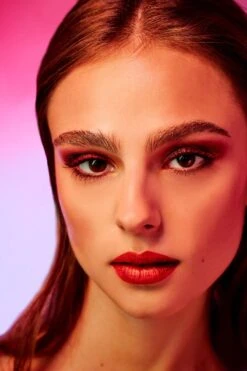 L’Oréal Paris Paris Electric Nights Superliner Matte Signature Eyeliner - Limited Edition – 11 Red Signature – Rood -Maquillage Cosmetics 800x1200 30