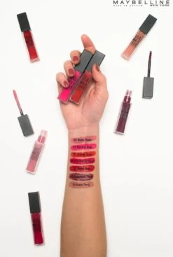 Maybelline Vivid Matte Liquid - 35 Rebel Red - Rood - Lippenstift -Maquillage Cosmetics 807x1200 5