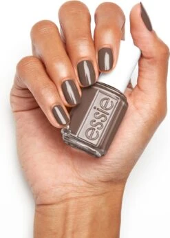 Essie Winter 2022 Limited Edition 876 Sleigh It Nagellak - 13,5 Ml -Maquillage Cosmetics 856x1200 5