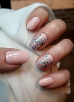 SD Press On Nails - B-Series - Plaknagels - Gelnagels - Handgemaakt - 20 Stuks - B37 - Nude Nagels Met Glitter - Nepnagels Met Lijm - Korter Rond - Accessoires - Nagelstudio - Gellak - Nageltips - Nagelset - Nagelstudio - Nagels Met Lijm - Nepnagels