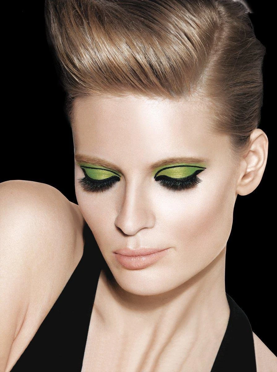 Maybelline Color Show Khol Liner - 210 Turquoise Flash - Blauw - Oogpotlood 4 Maybelline Color Show Khol Liner - 210 Turquoise Flash - Blauw - Oogpotlood – Image 2