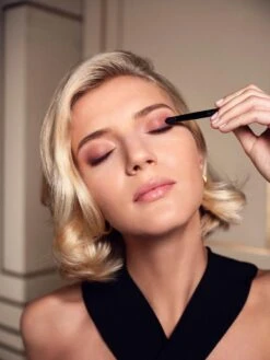 Max Factor Masterpiece Nude Palette Oogschaduw - 003 Rose Nudes 30 Max Factor Masterpiece Nude Palette Oogschaduw - 003 Rose Nudes -Maquillage Cosmetics 900x1200 42