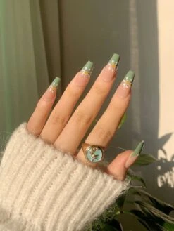 Merkloos 24 Stuks Kunstnagels Met Bloemmotief - Nepnagels - Plaknagels