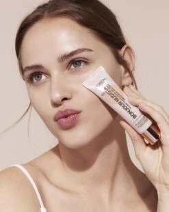 L'Oréal Paris Bonjour Nudista BB Cream - 01 Clair/Fair -Maquillage Cosmetics 960x1200 11