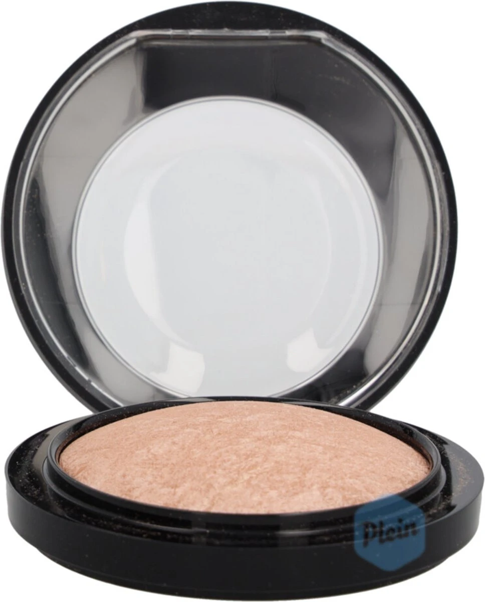 MAC Cosmetics Mineralize Skinfinish Highlighter Poeder - Soft & Gentle 4 MAC Cosmetics Mineralize Skinfinish Highlighter Poeder - Soft & Gentle – Image 2
