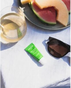 Weleda Skin Food Lip Balm -Maquillage Cosmetics 973x1200