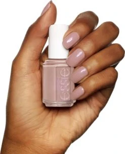 Essie 40 Demeure Vixen - Lila Taupe - Nagellak -Maquillage Cosmetics 977x1200 4